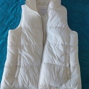 Small, White Old Navy Puffer Vest
